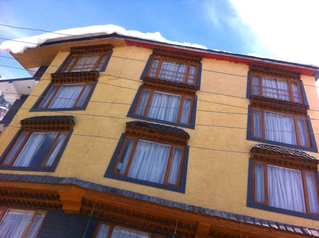 Swiss Wood Hotel มะนาลี ภายนอก รูปภาพ