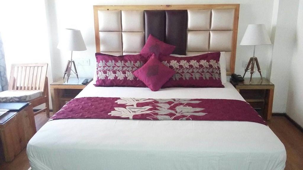 Swiss Wood Hotel มะนาลี ภายนอก รูปภาพ