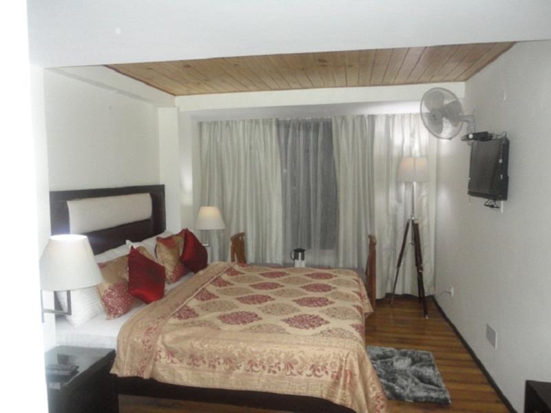 Swiss Wood Hotel มะนาลี ภายนอก รูปภาพ